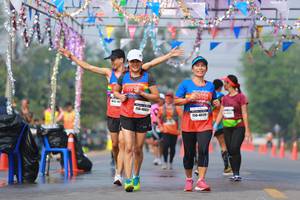 BIB: 4887, 504120
                            <button type="button" onclick="openModal(9904428)" class="btn btn-primary btn-sm float-right btn-popup" data-toggle="modal" data-target=".modal-high-quality">
                        <i class="fas fa-shopping-cart"></i> Add to Cart
                    </button>
                                            <button type="button" onclick="isThisMe(9904428, true)" class="btn btn-success btn-sm float-right btn-popup btn-isme hidden" data-toggle="tooltip" data-placement="bottom" title="นี่คือรูปของคุณใช่ไหม คลิกที่นี่เพื่อเอาเข้าอัลบั้ม">
                        <i class="fas fa-plus"></i> Add to album
                    </button>
                    <button type="button" onclick="isThisMe(9904428, false)" class="btn btn-warning btn-sm float-right btn-popup btn-isnotme hidden">
                        <i class="fas fa-ban"></i> Remove from album
                    </button>